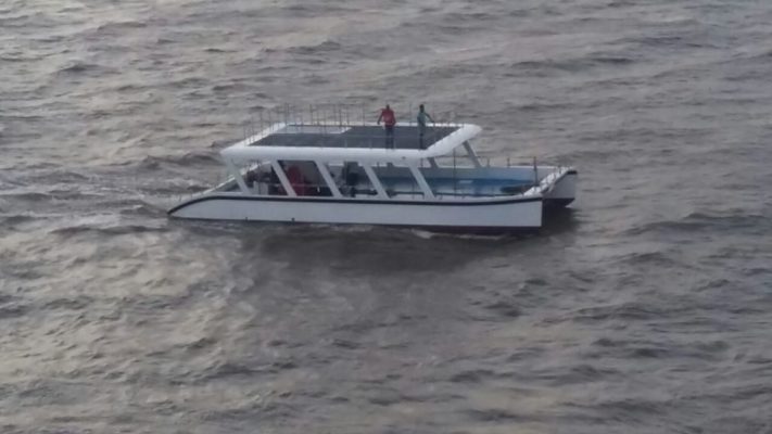 CATAMARAN-2